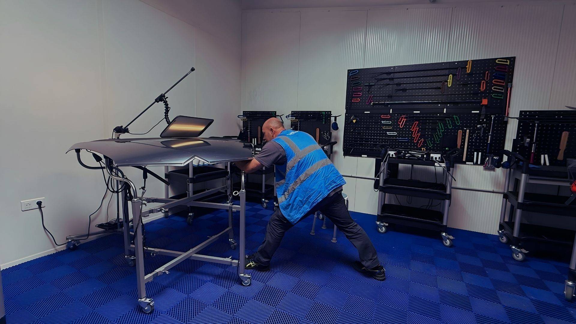 formation dsp sur capot alu 