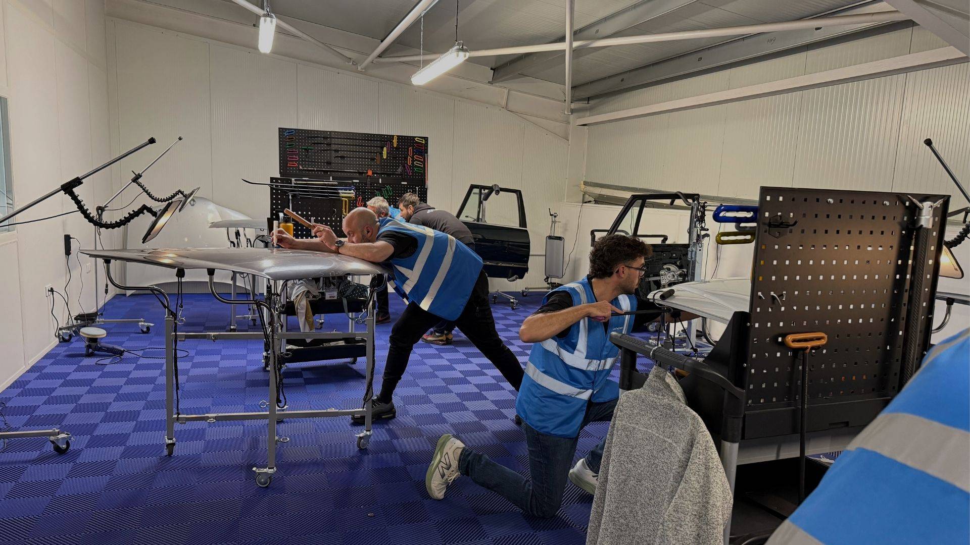 formation débosselage sans peinture sur carrosserie CPF