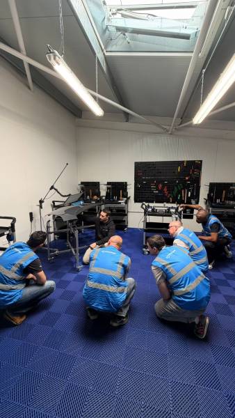 Stage découverte débosselage Strasbourg pour tester une nouvelle voie professionnelle avec logement inclus accompagnement pédagogique cpf assuré