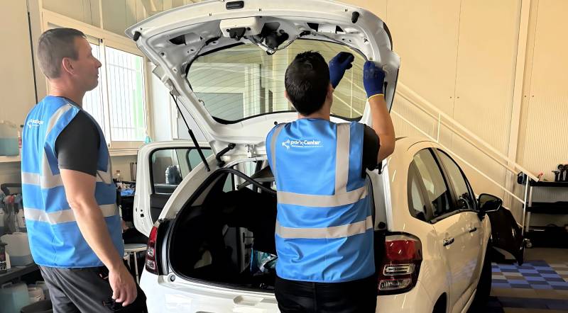 DÉBOSSELAGE SANS PEINTURE CPF PROCHE DE FRÉJUS RÉGION PACA