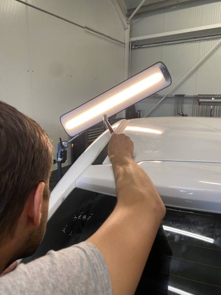 Apprentissage au marteau sur brancard 