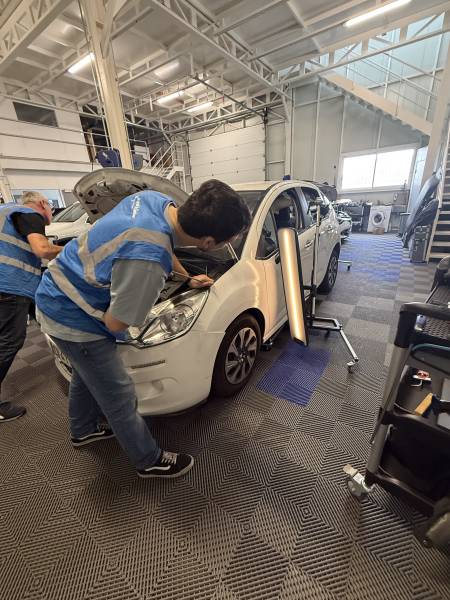 Lancement 2026 : Nouvelle session CQP Débosseleur Sans Peinture en 7 semaines chez PDRX Center à Gémenos