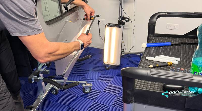 Le débosselage sans peinture est-il un métier d’avenir pour une reconversion à Toulouse ?