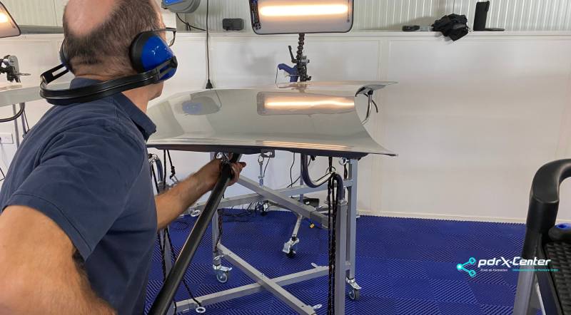 Le débosselage sans peinture est-il un métier d’avenir pour une reconversion à Toulouse ?